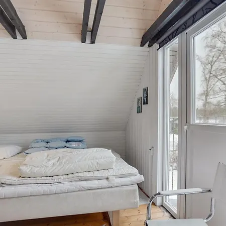 Bendine - 100m To The Fjord By Interhome