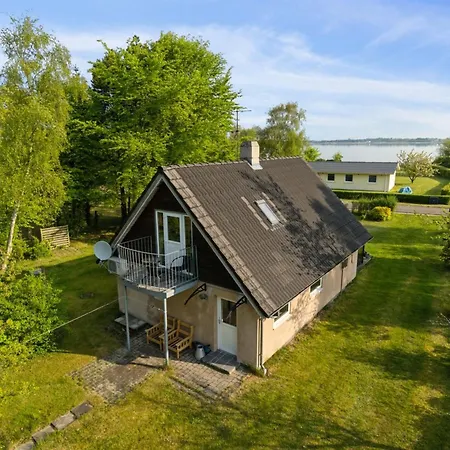 Bendine - 100m To The Fjord By Interhome *