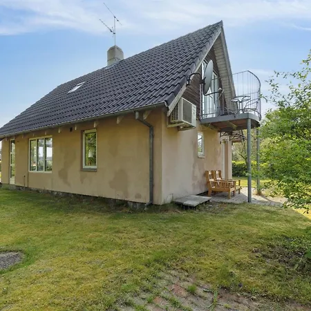 Bendine - 100m To The Fjord By Interhome